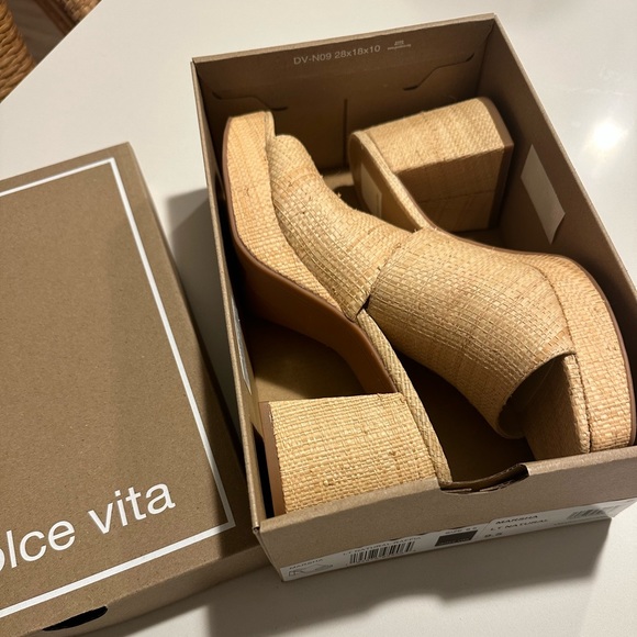 Dolce Vita Marsha Heels in Light Natural Raffia - Picture 9 of 9